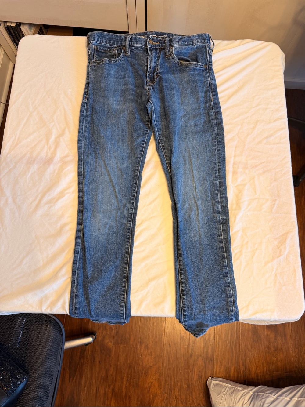 Men’s Blue Old Navy Skinny Fit Blue Jeans - Comfortable Everyday Fit 30x34
